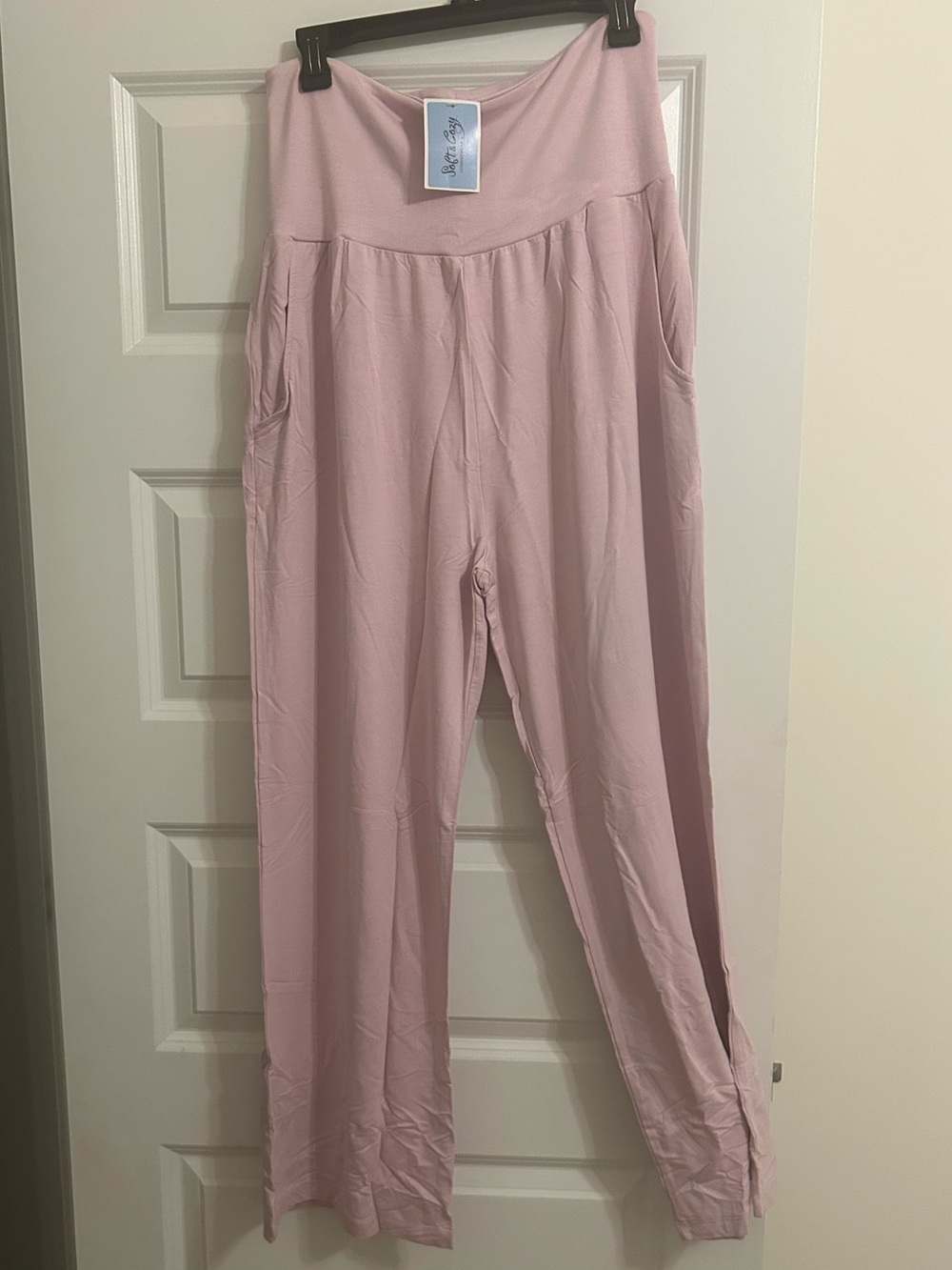 SOFT and COZY NWT Lounge Wear. Waist W/O Stretch is 15, Length is 43 - Picture 3 of 5